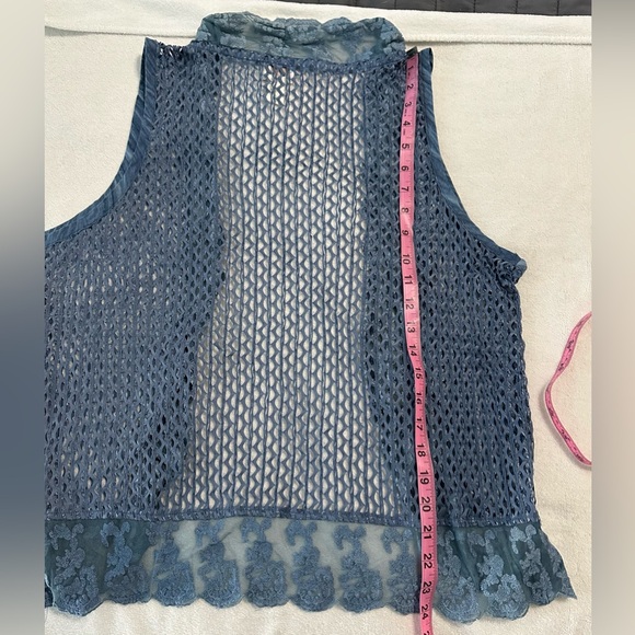 Chicos Lily Lace Vest - Size Chicos 2 - Picture 8 of 9